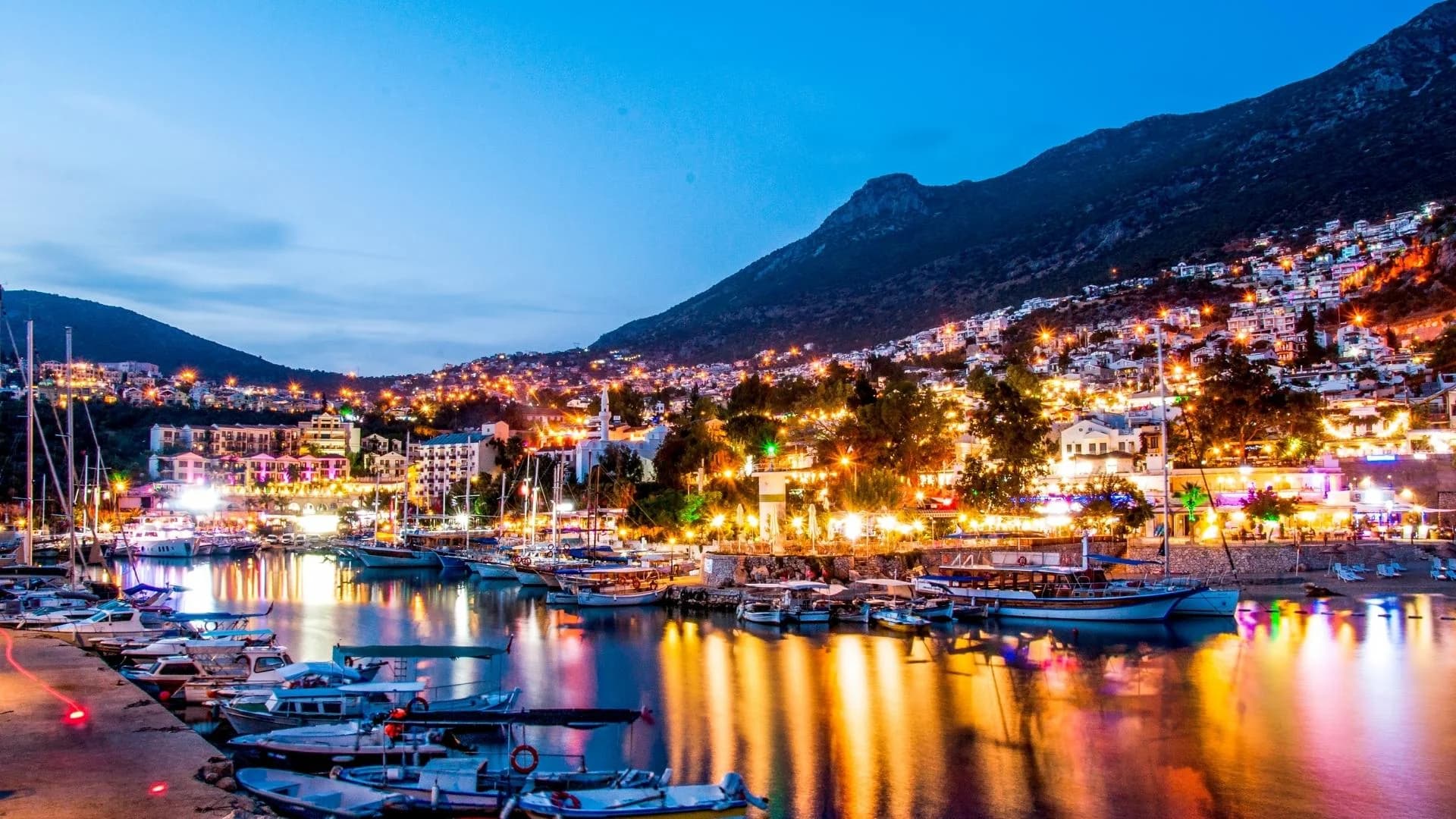 Kalkan Gece Hayatı: En İyi Bar, Restoran ve Eğlence Mekanları