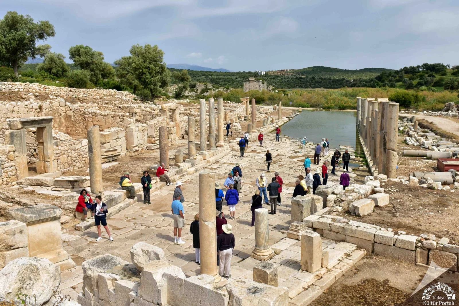 Kalkan’ın yanı başındaki Tarih: Patara Antik Kenti ve Çöl Plajı Rehberi