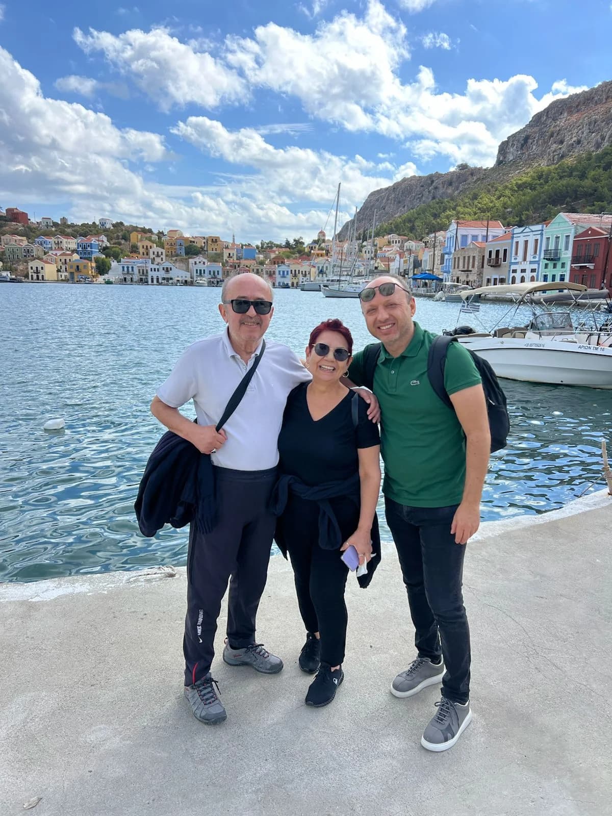 Kaş'tan Meis Adası’na Günübirlik Gezi Rehberi: Sınırın Ötesindeki Renkli Akdeniz