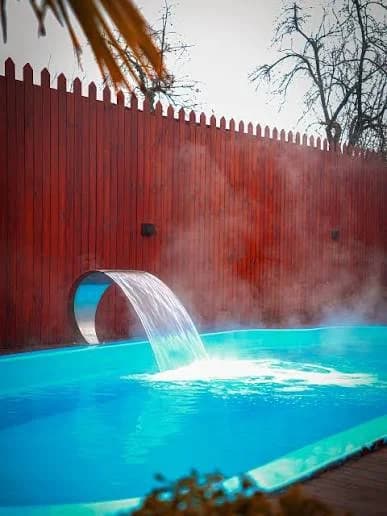 Isıtmalı Havuzlu Villa Nedir? Isıtmalı Havuzlu Villa Kiralama Rehberi