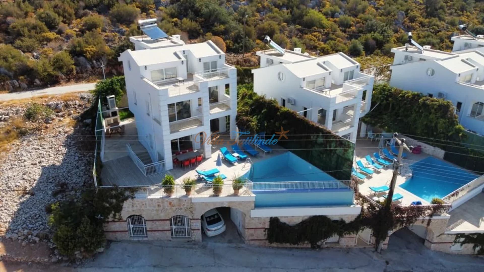 Villa Atlantis