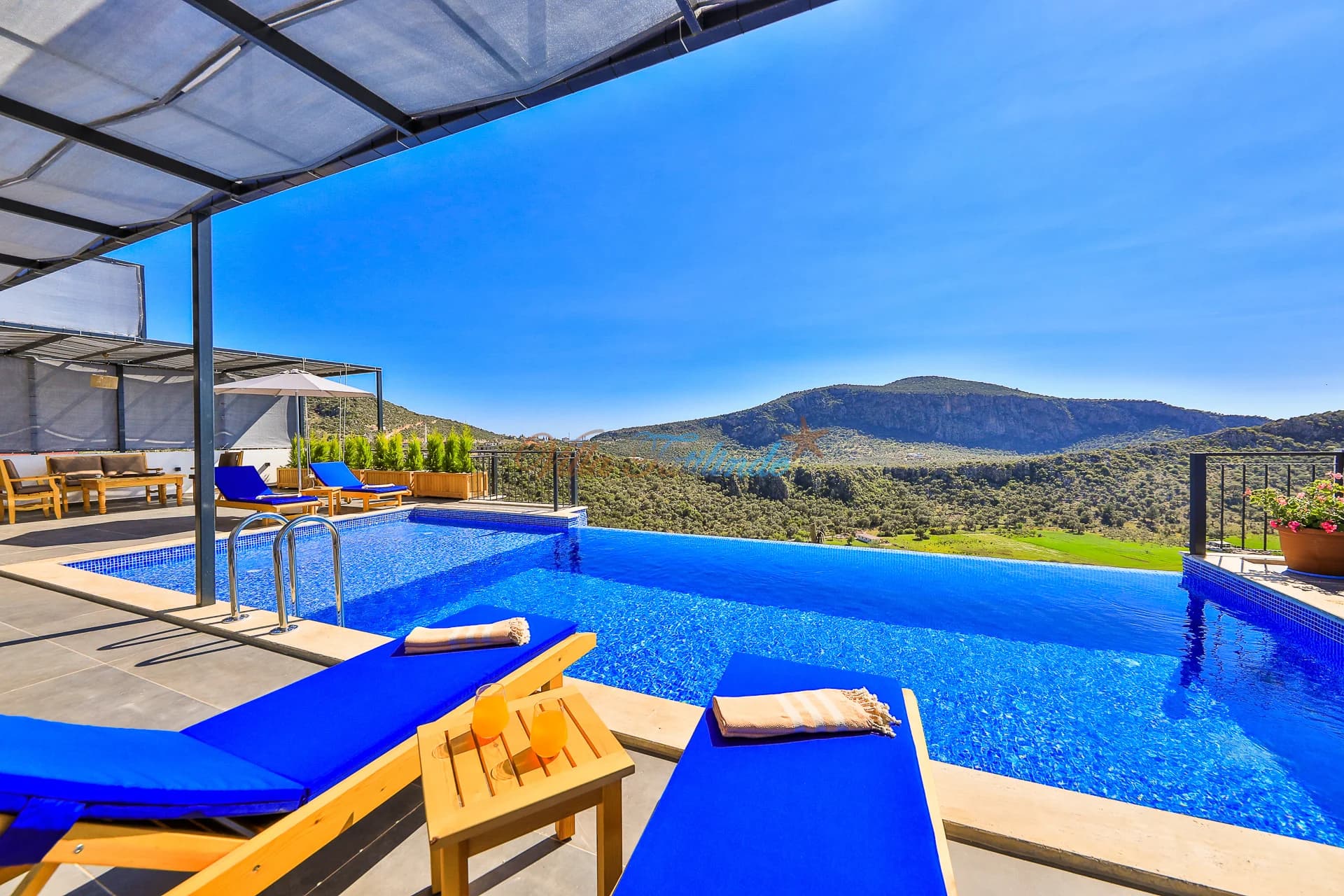 Villa Summery