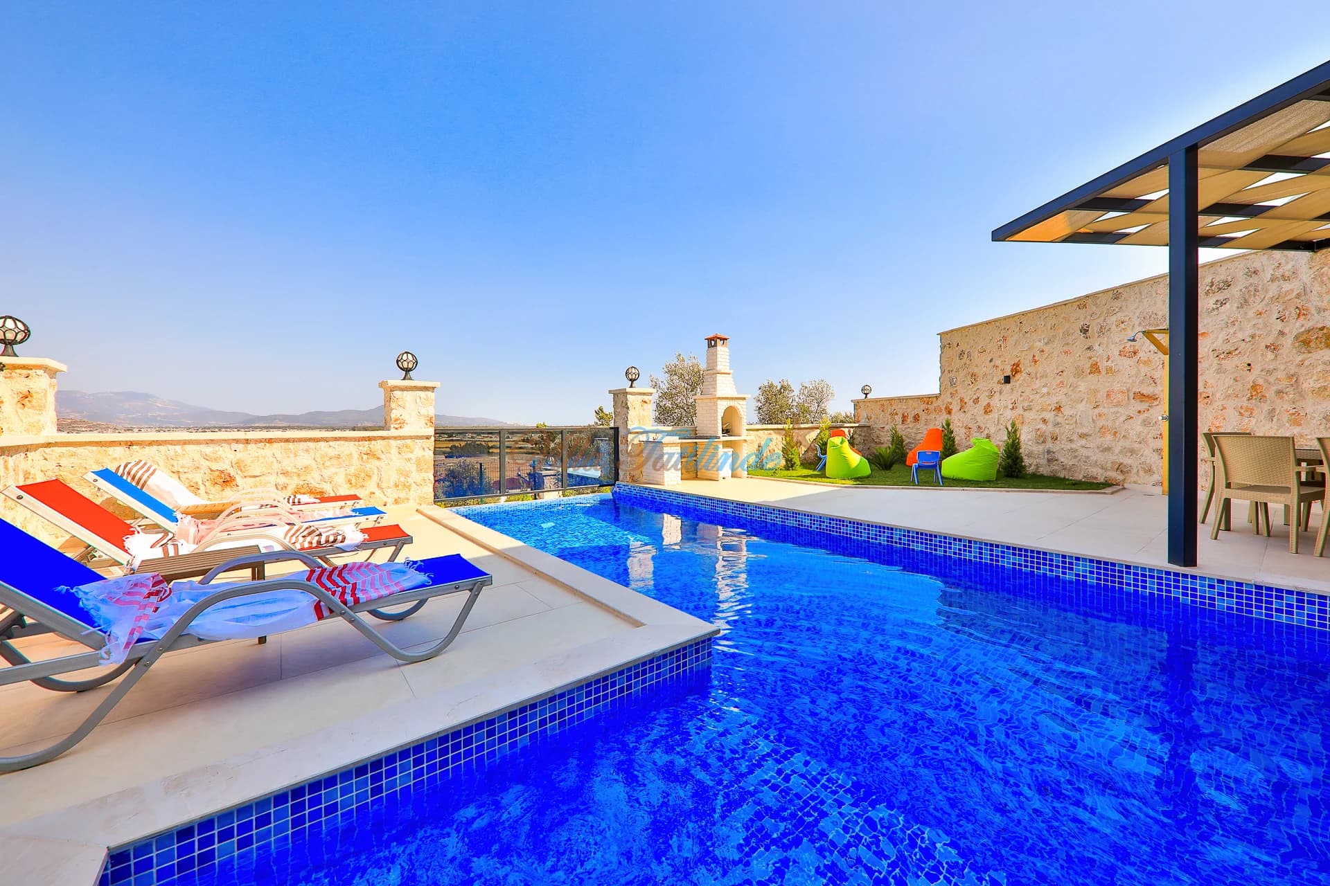 Villa Sandak-1