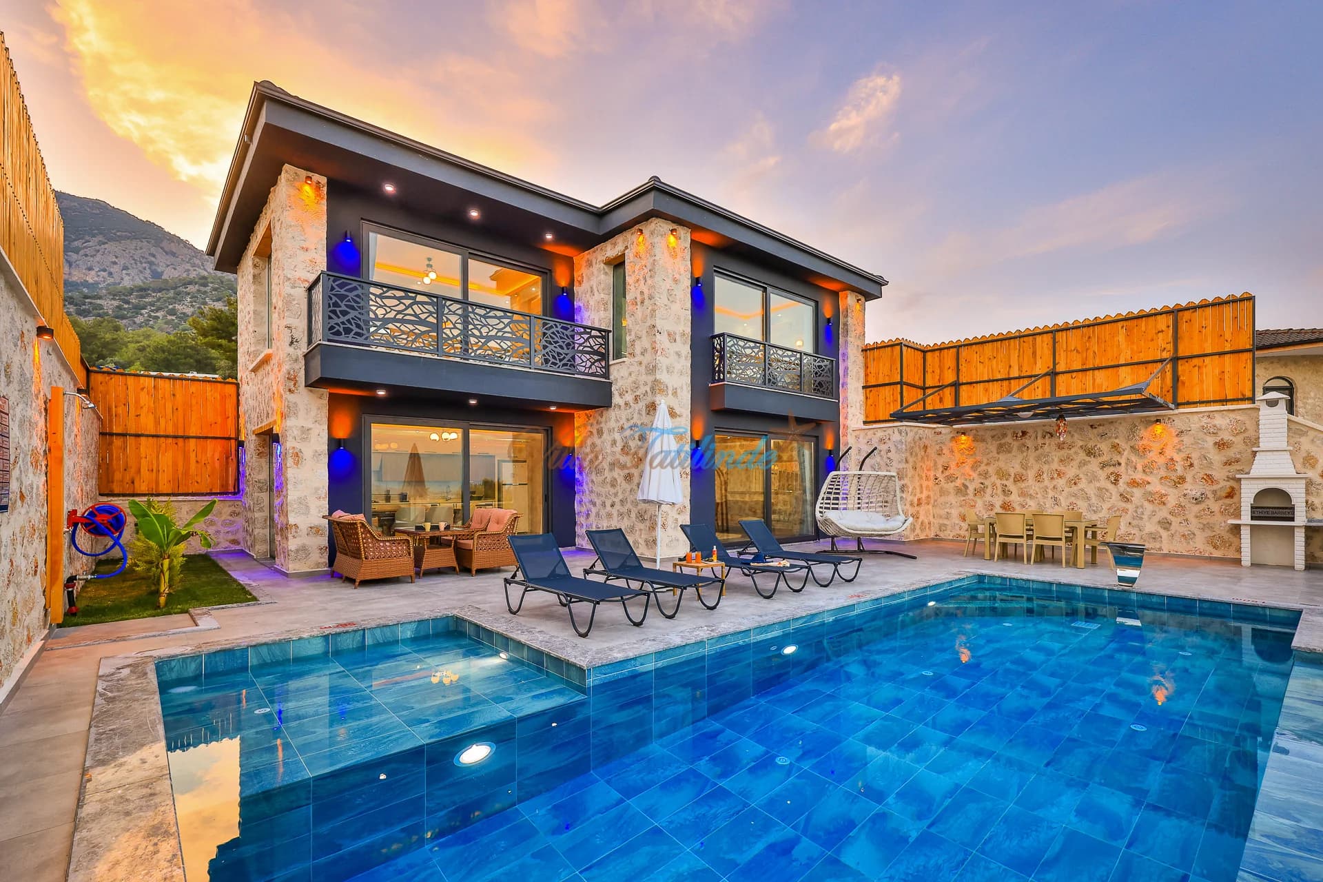 Villa Sandak-3