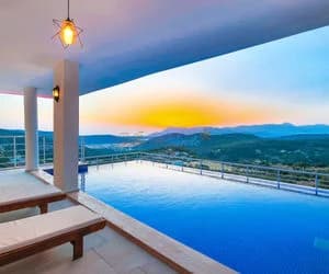 Villa Excellence Hill