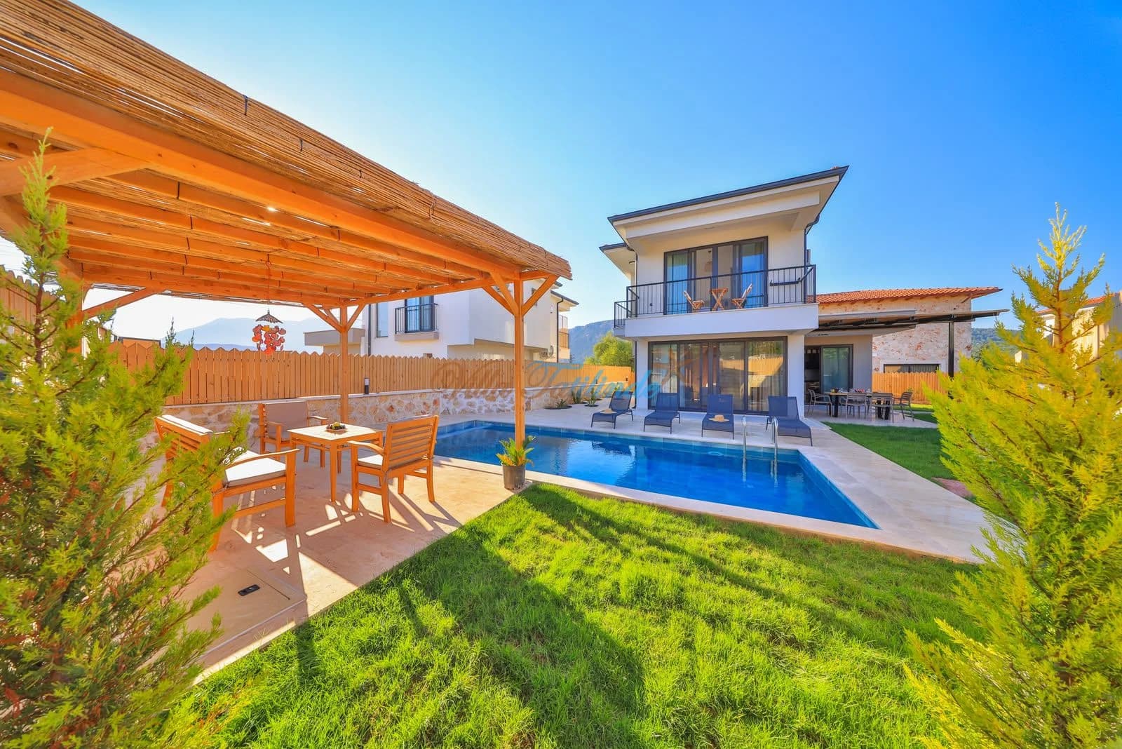 Villa Aluna Olive